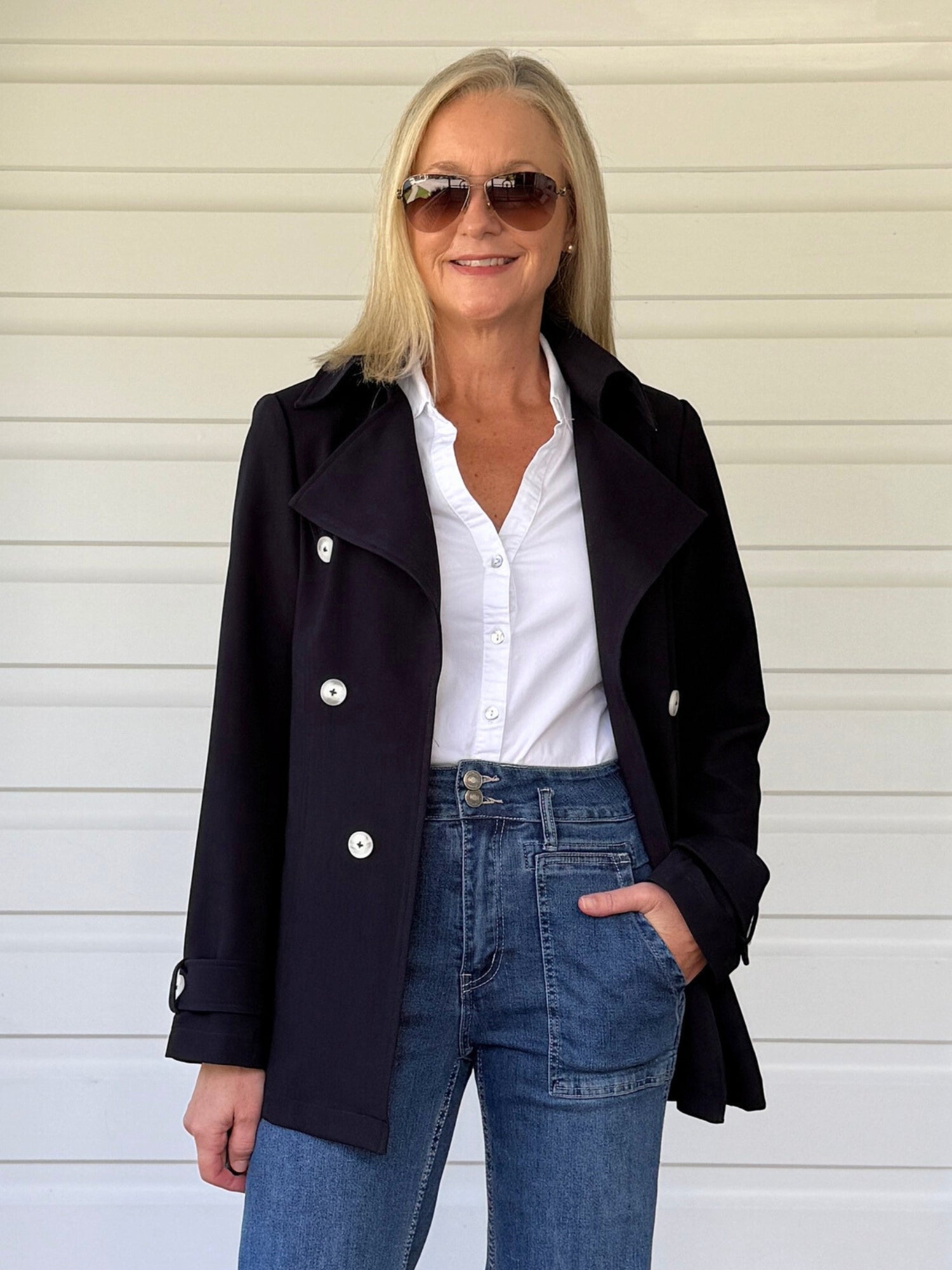 46660navy39952white42244bluewa