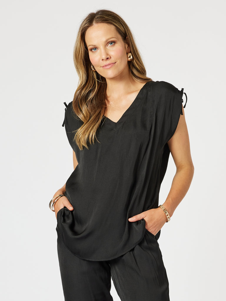Lux Ruche Top - Black gordon smith hammco and vine